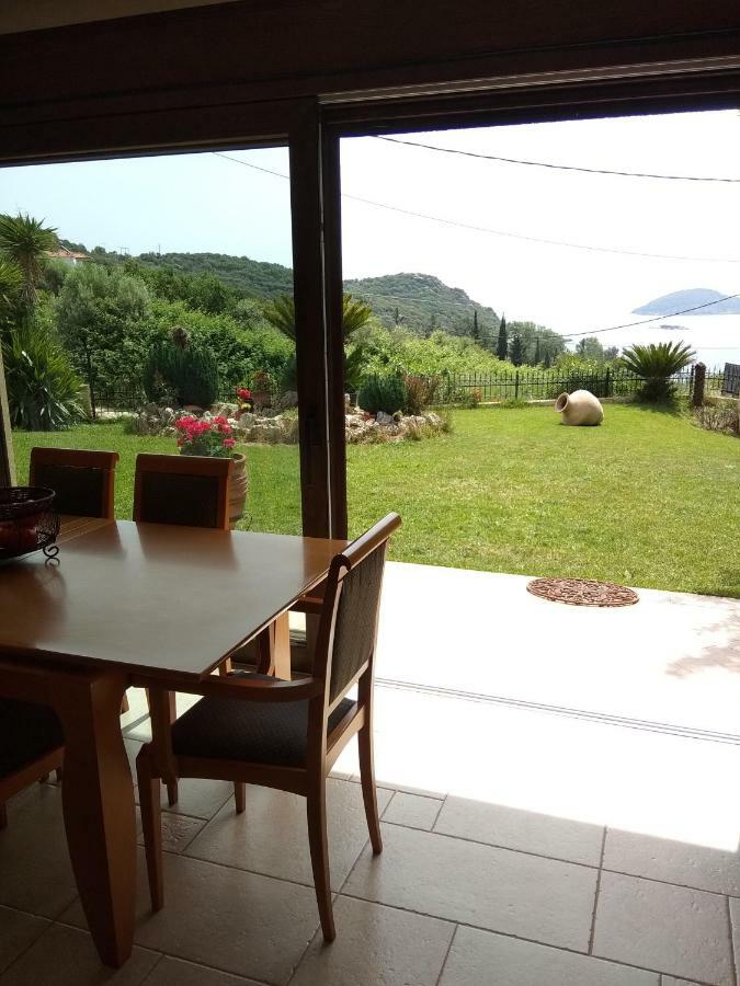 Villa Enjoy The View Nea Iraklitsa Esterno foto